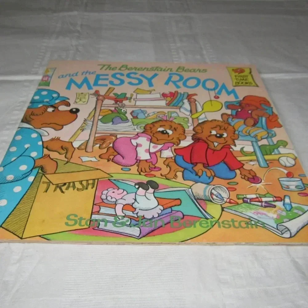 The Berenstain Bears and the MESSY ROOM Color Illustrated Paperback Kids Book